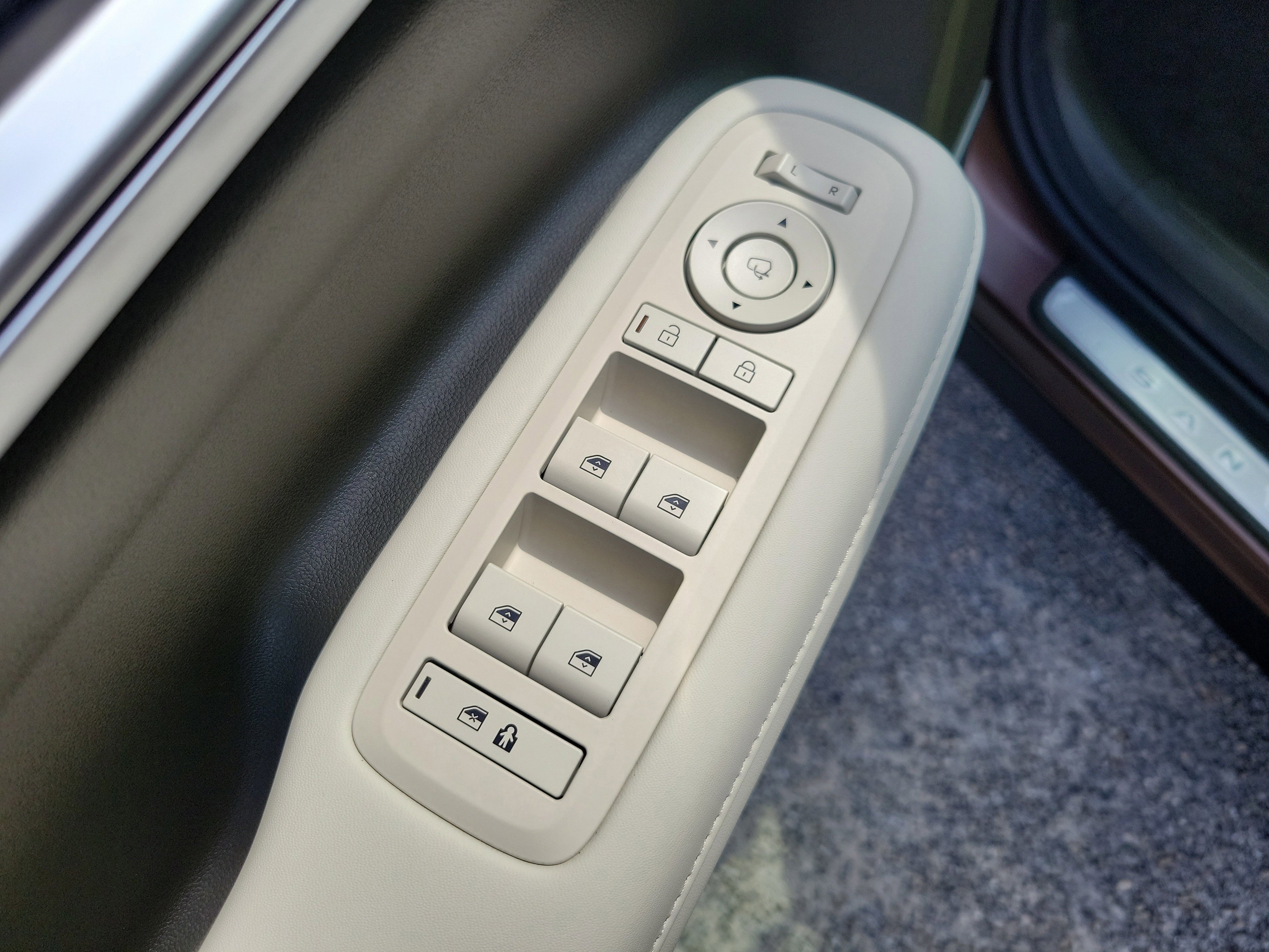 2025 Hyundai Santa Fe Calligraphy - Photo 27