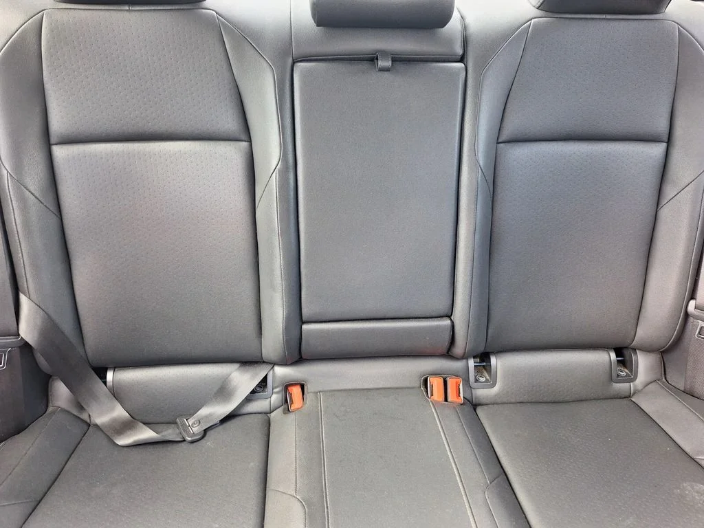 Used 2019  Volkswagen  image 24