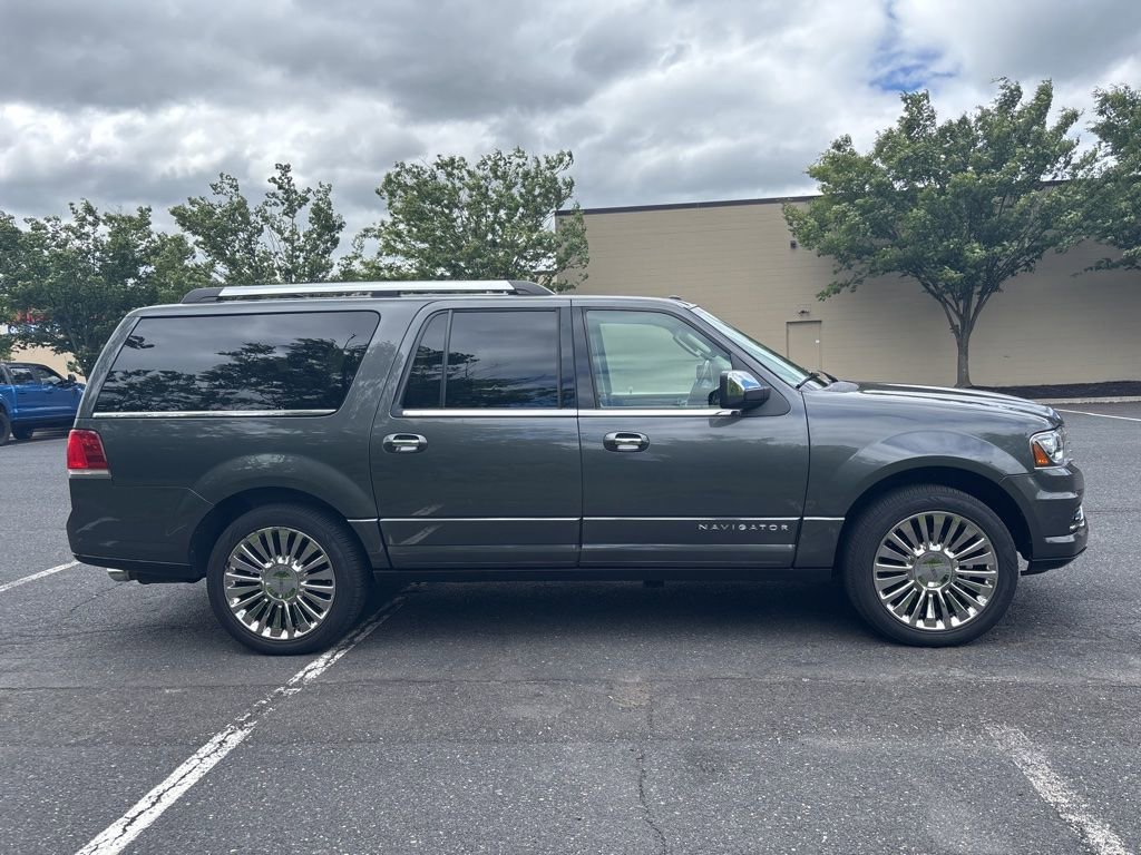 Used 2015 Lincoln Navigator Base with VIN 5LMJJ3JT3FEJ02635 for sale in Quakertown, PA