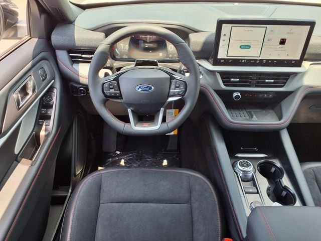 2025 Ford Explorer ST - Photo 6