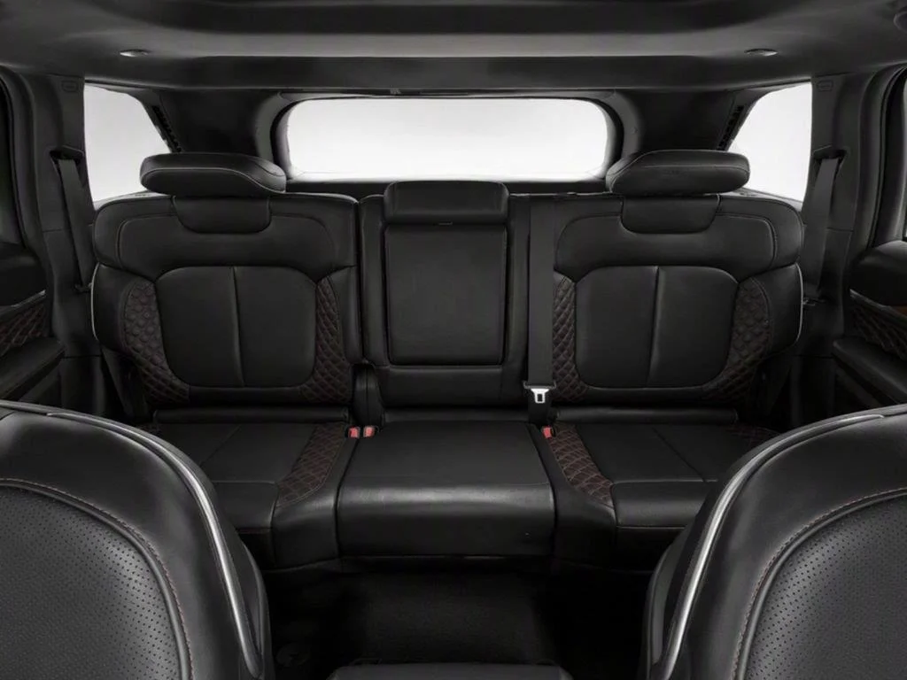 Used 2022 Diamond Black Crystal Pearlcoat Jeep Summit image 27