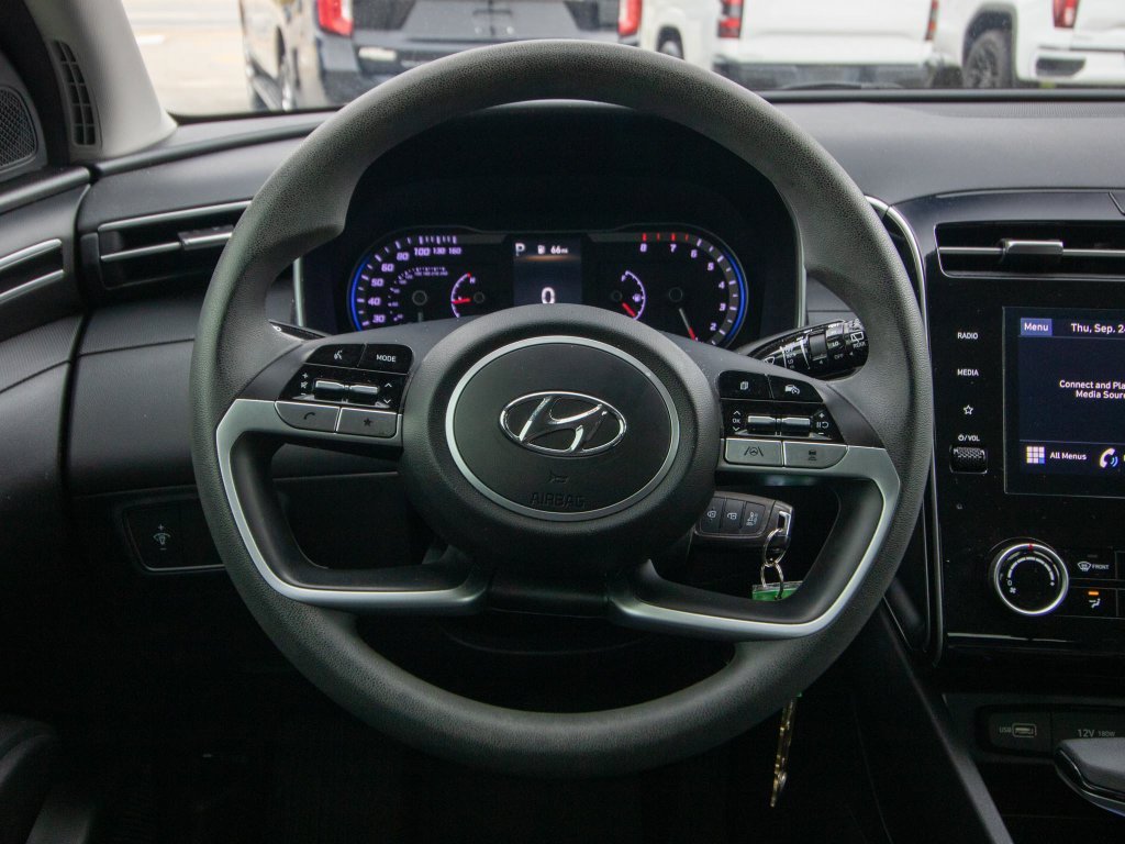 2024 Hyundai Tucson SE - Photo 23