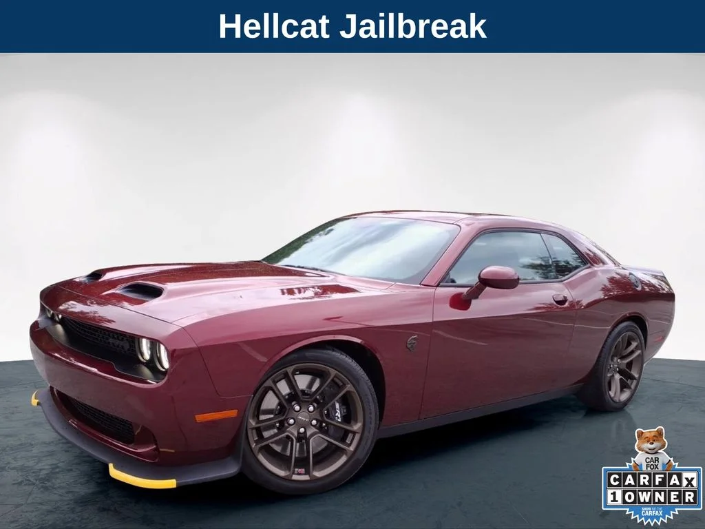 Used 2023 Red Dodge SRT Hellcat Jailbreak image 2