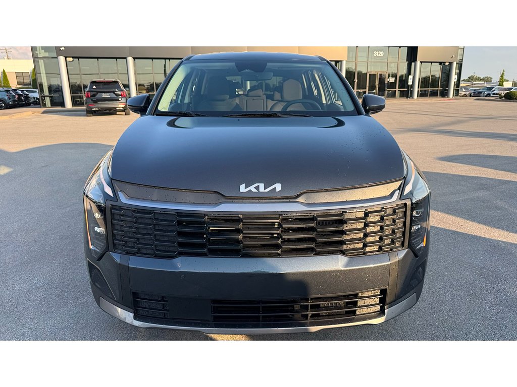 Used 2027 Gray Kia LX image 28