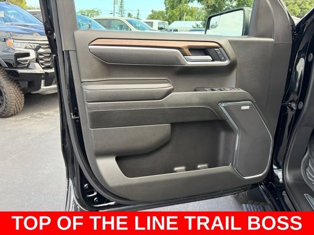 2025 Chevrolet Silverado 1500 LT Trail Boss - Photo 12