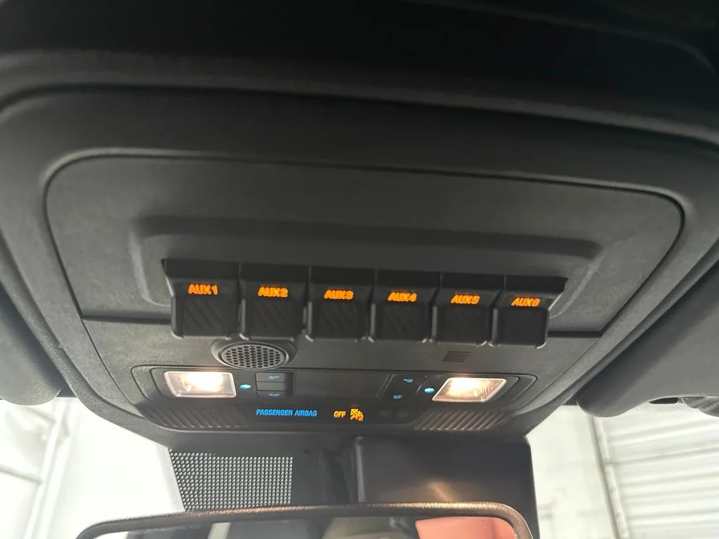 Used 2022 Gray Ford Badlands image 24