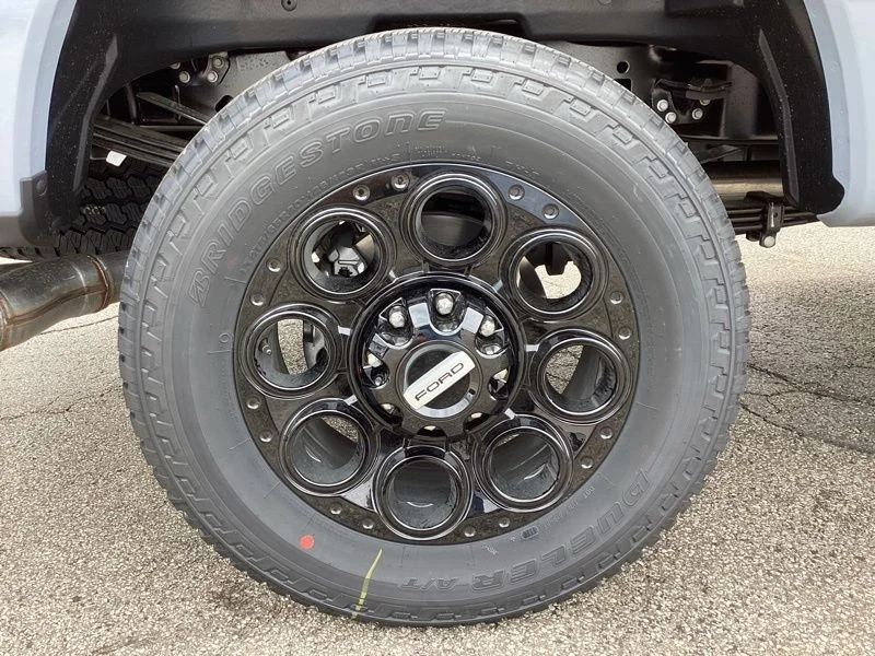 New 2026 Gray Ford Lariat image 9