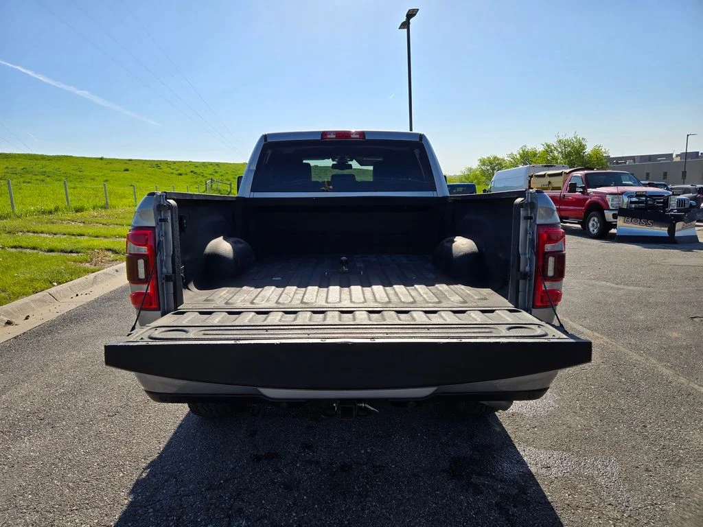 Used 2023 Silver Ram Laramie image 32