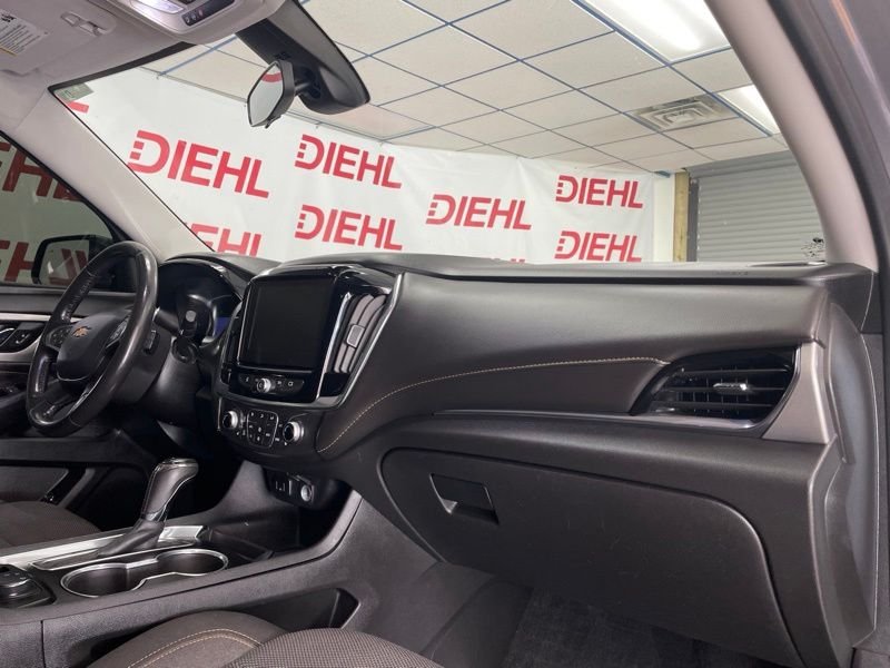 Used 2020 Gray Chevrolet LT image 13