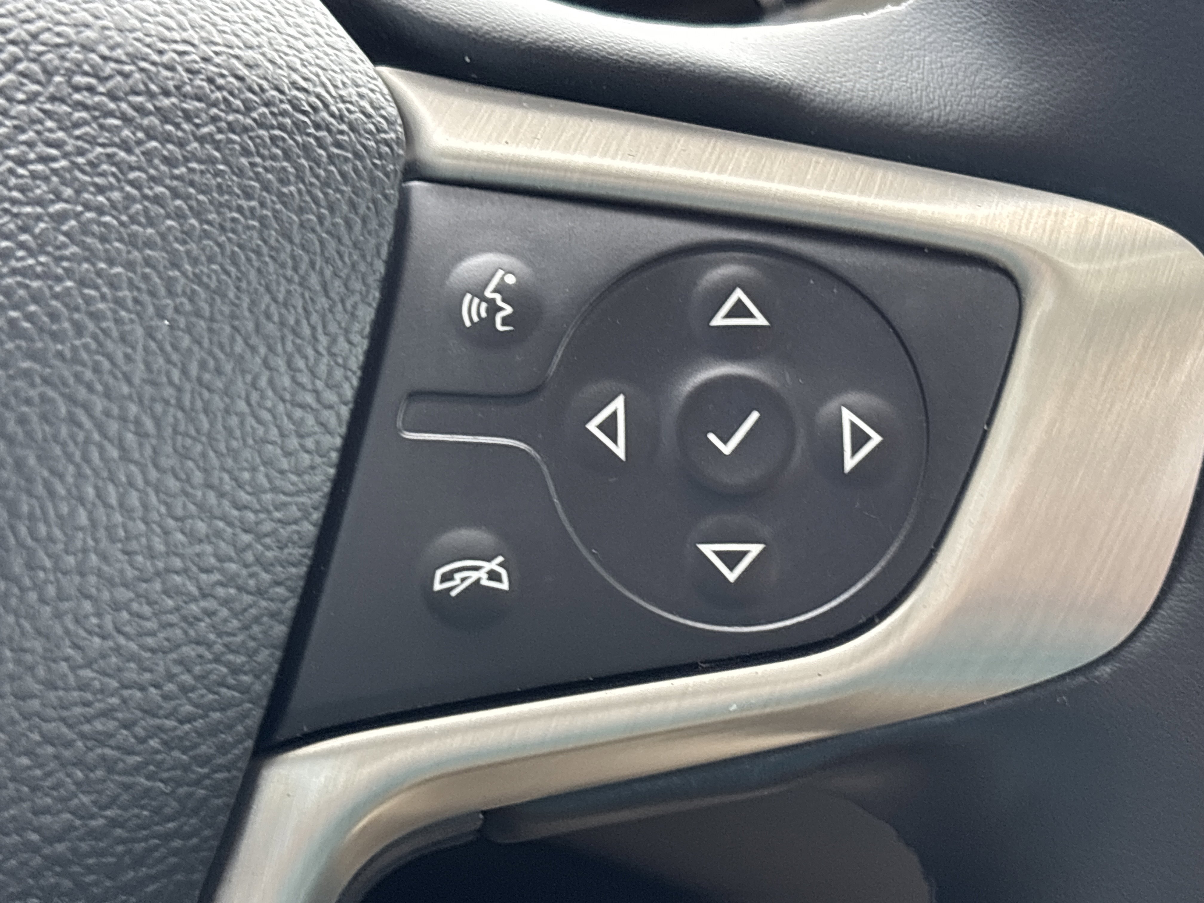 Used 2024 Downpour Metallic GMC Denali image 29