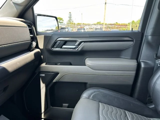 Used 2022 Ash Chevrolet ZR2 image 41