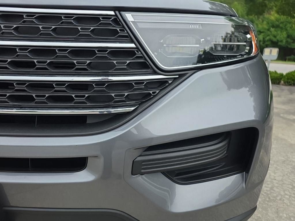 Used 2022 Gray Ford XLT image 5