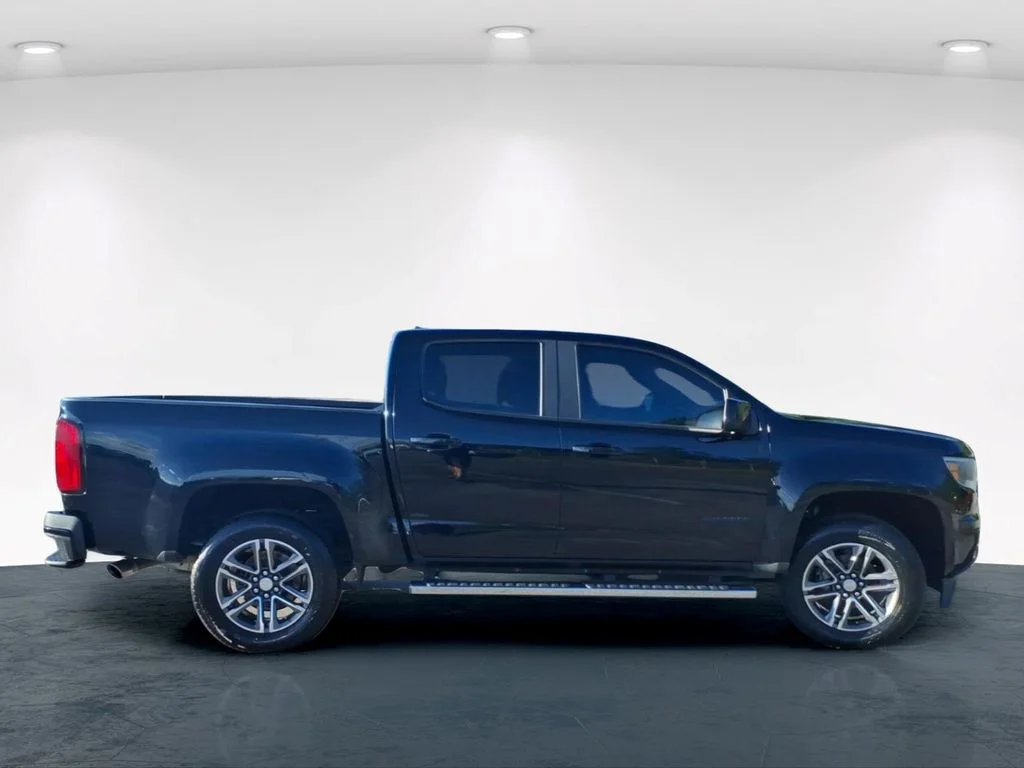 Certified Used 2019 Black Chevrolet Work Truck image 5