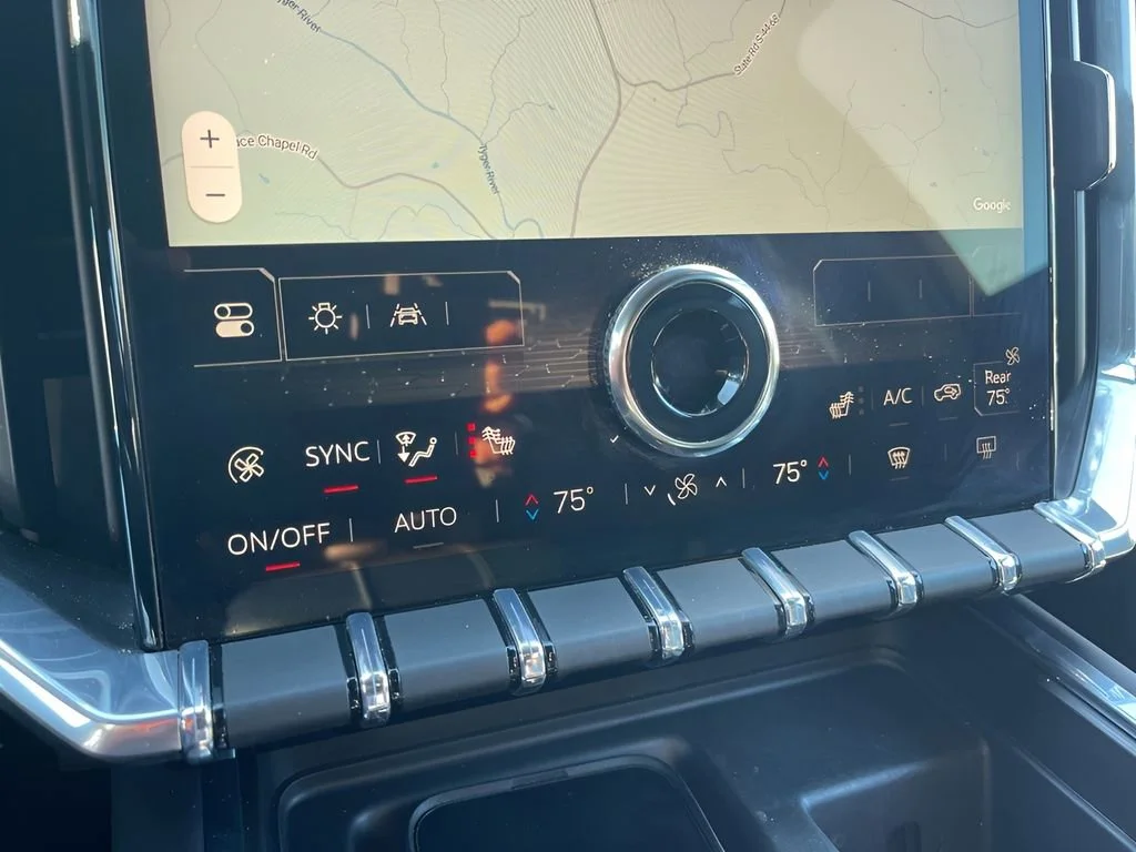 Used 2025 Summit White GMC Elevation image 17
