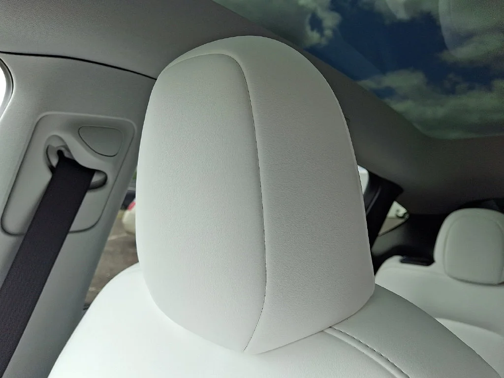 Used 2023  Tesla Long Range image 17