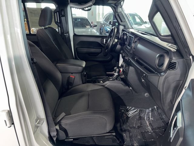 Used 2022 Bright White Clearcoat Jeep Unlimited Willys image 10