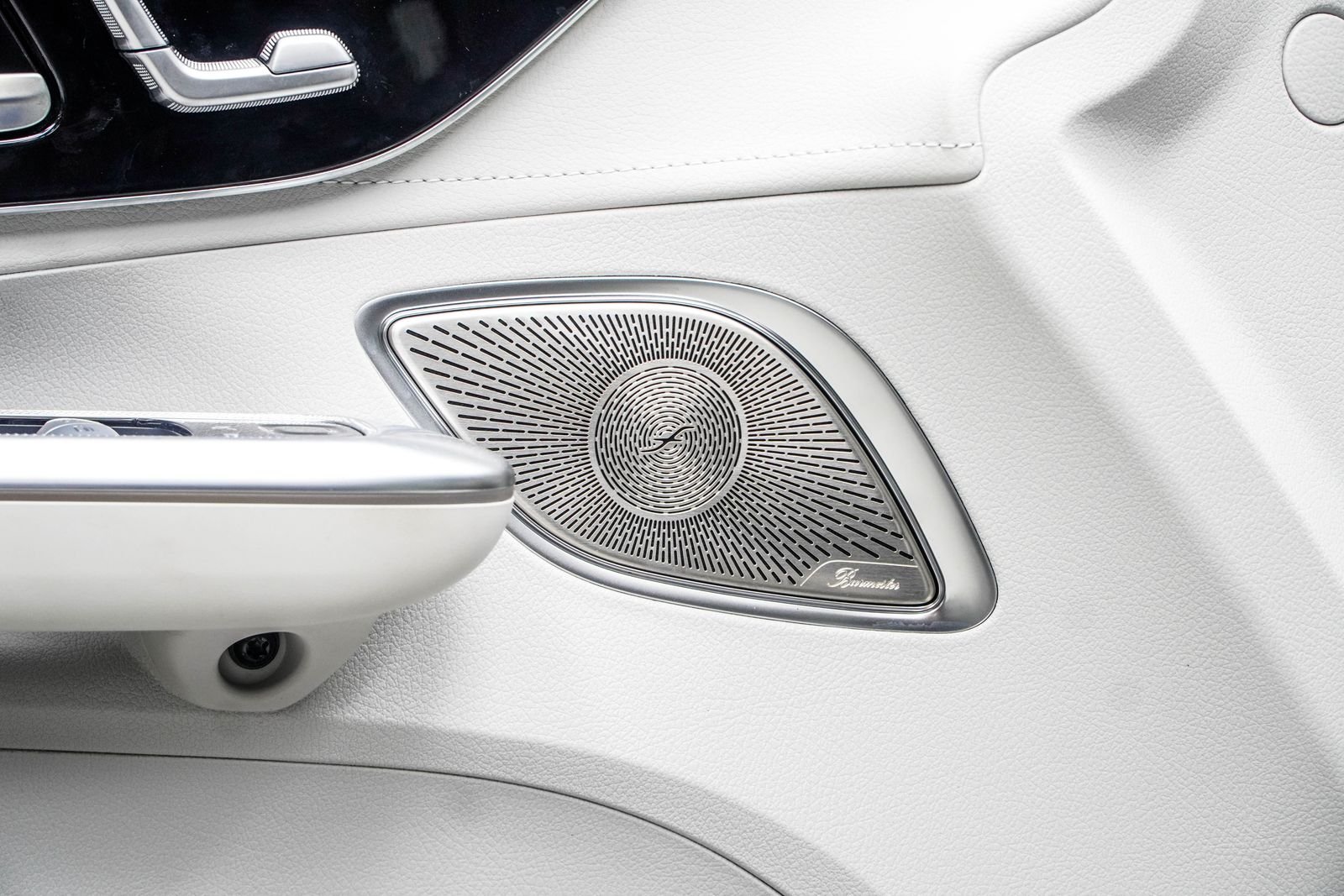Used 2025 Gray Mercedes-Benz 500 Sedan image 33