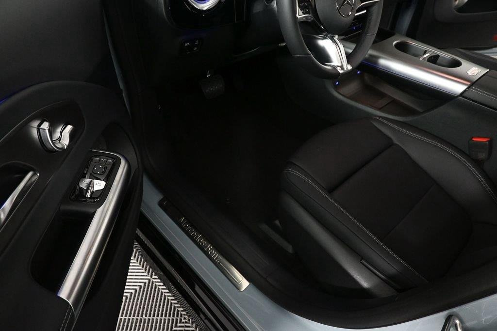 New 2027 Liquid Crystal Green Mercedes-Benz CLA 250+ image 7