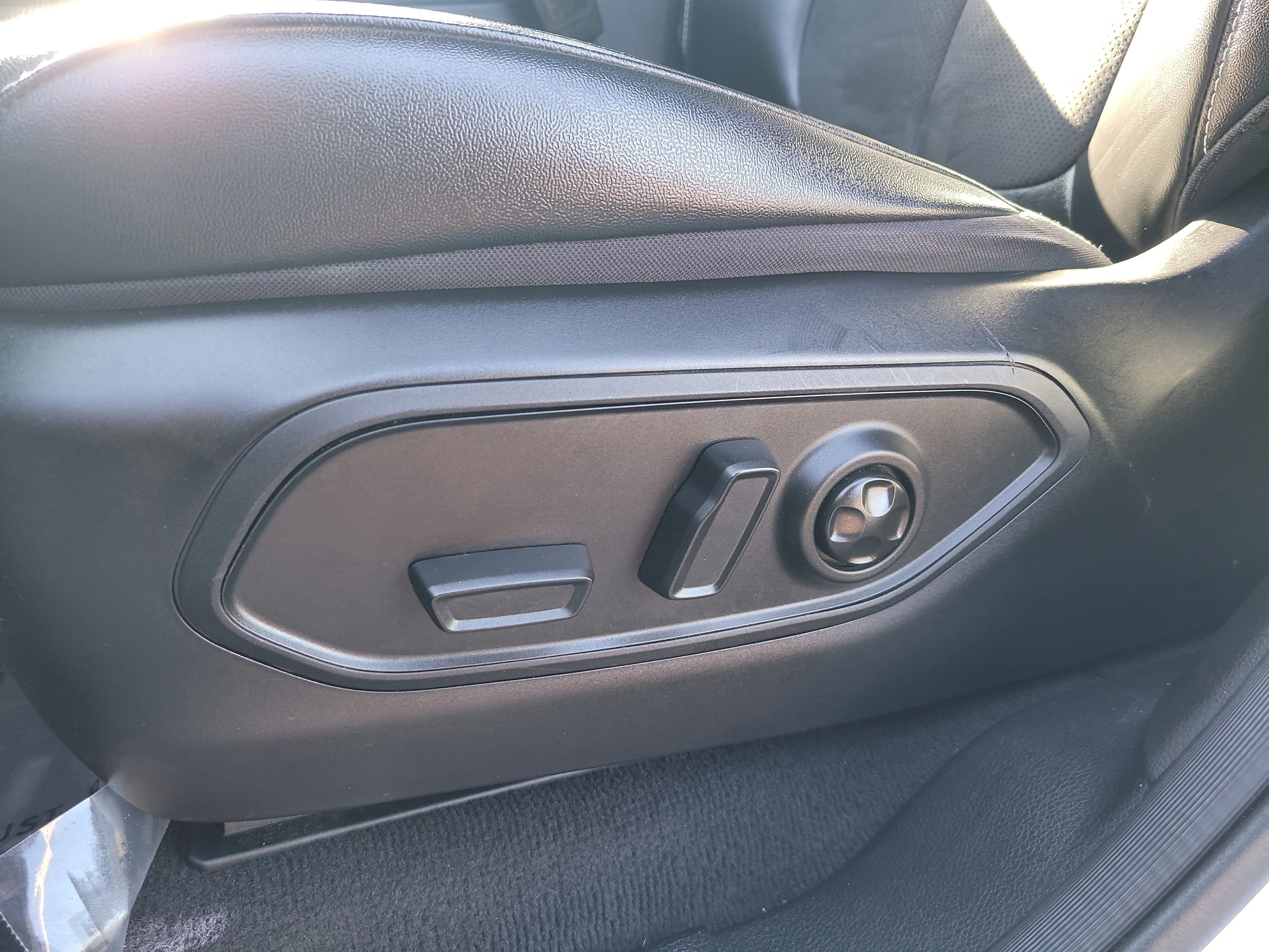 Used 2024 Bright White Clearcoat Jeep Altitude image 18