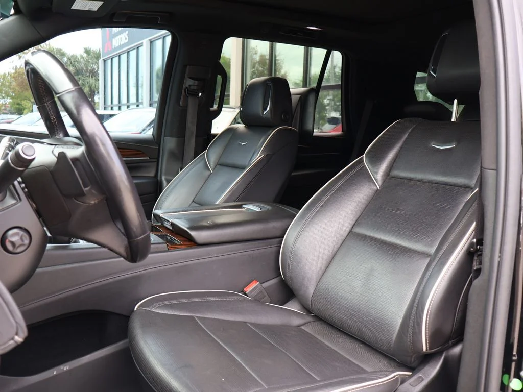 Used 2021 Black Cadillac Premium Luxury image 33