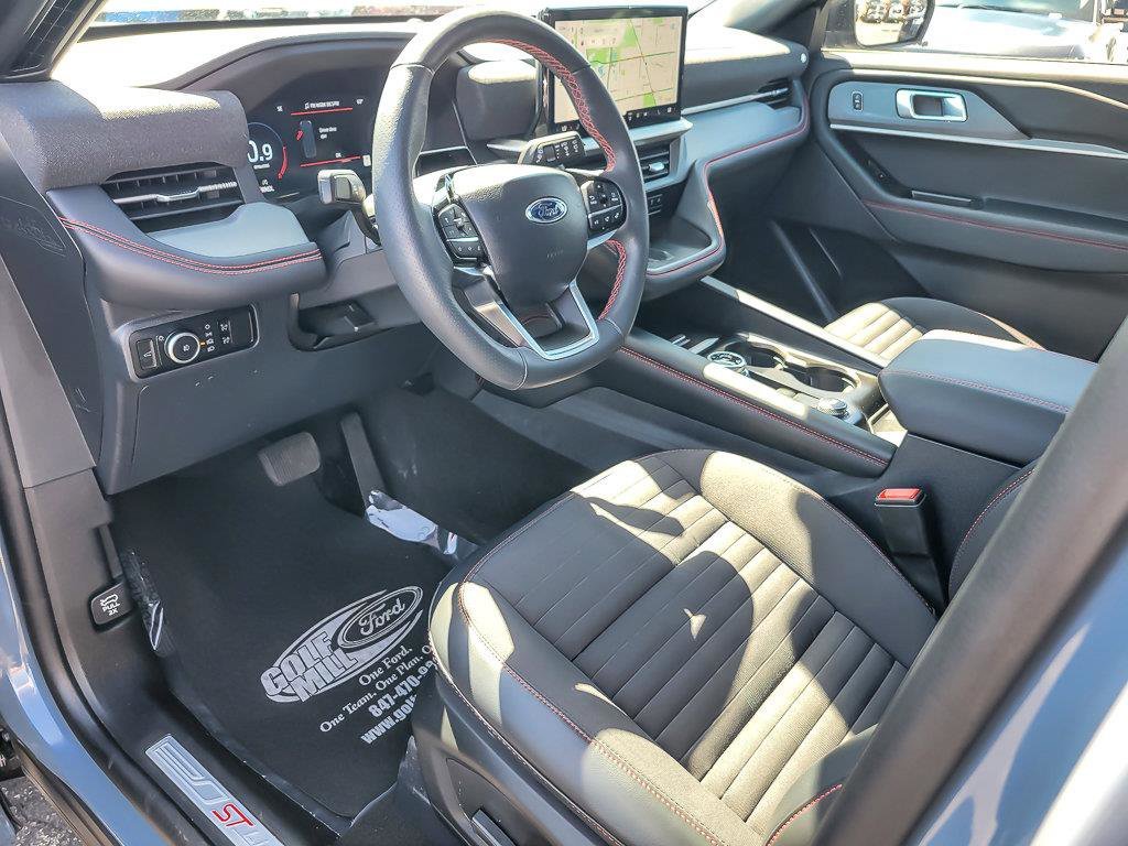Used 2025 Vapor Blue Ford ST-Line image 15