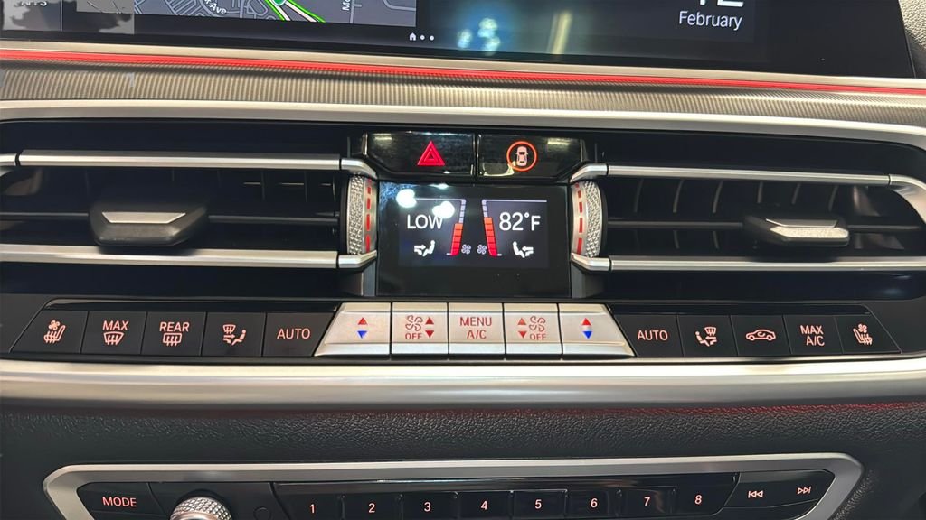 Used 2021 Blue BMW M50i image 28