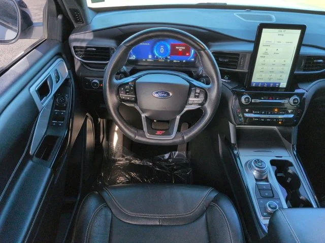 Used 2021 White Ford ST image 18