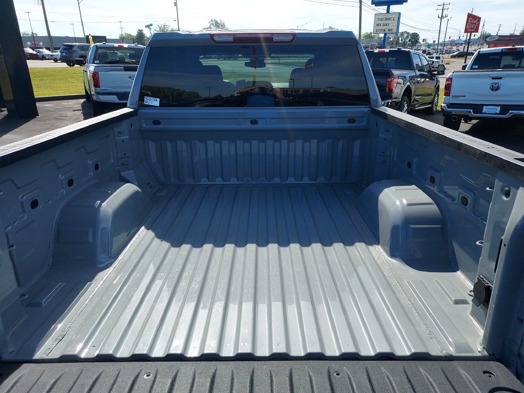 Used 2024 Gray Chevrolet LT image 9