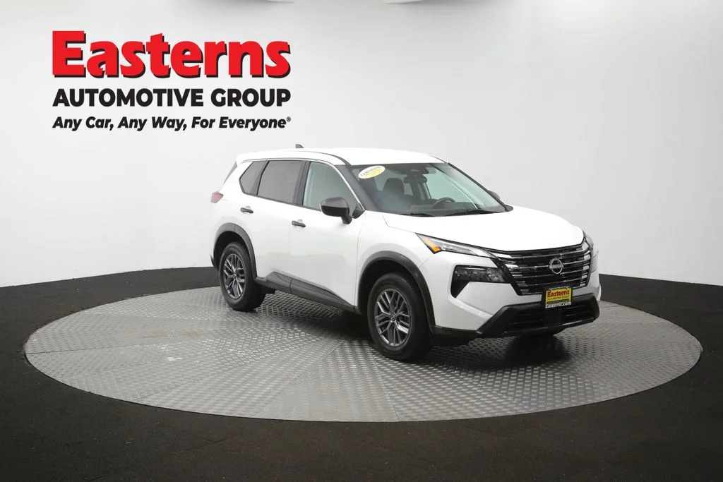 Used 2024 White Nissan S image 52