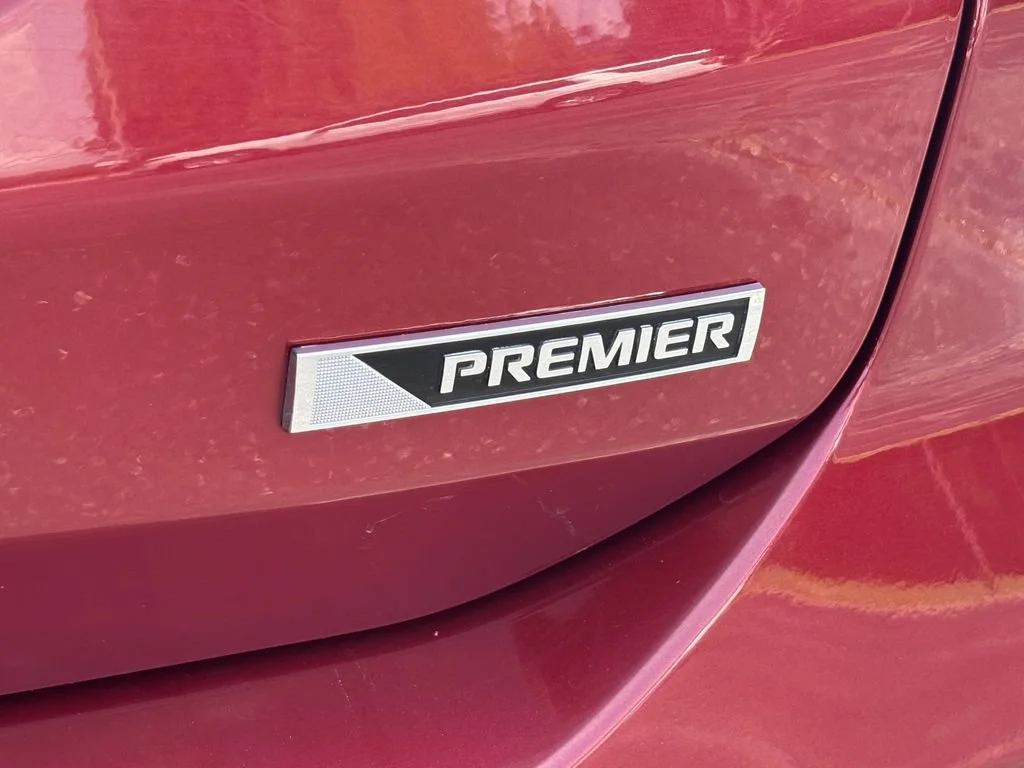 Used 2018 CAJUN RED TINTCOAT Chevrolet Premier image 12