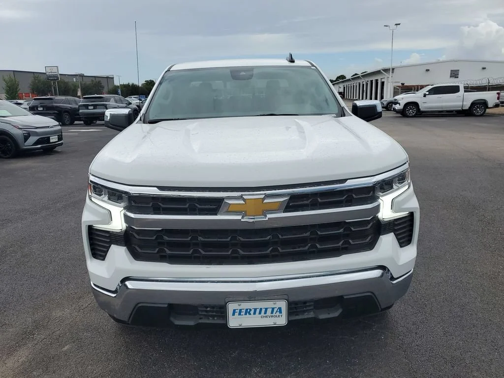 New 2026 Summit White Chevrolet LT image 36