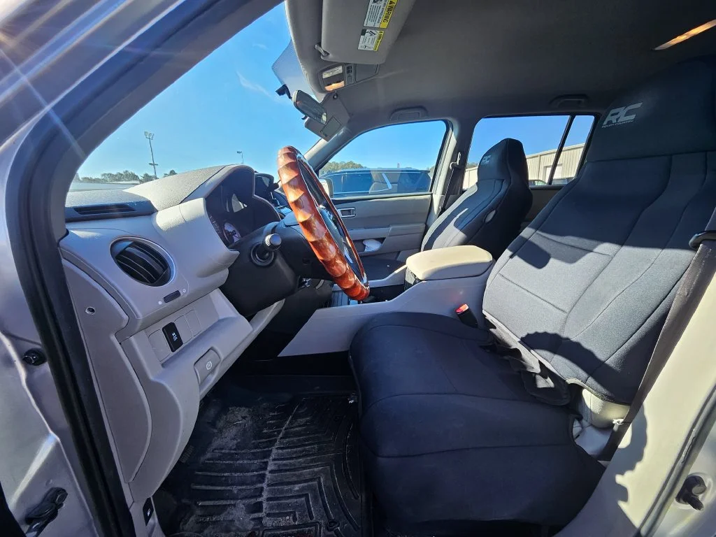 Used 2013 Silver Honda EX image 13