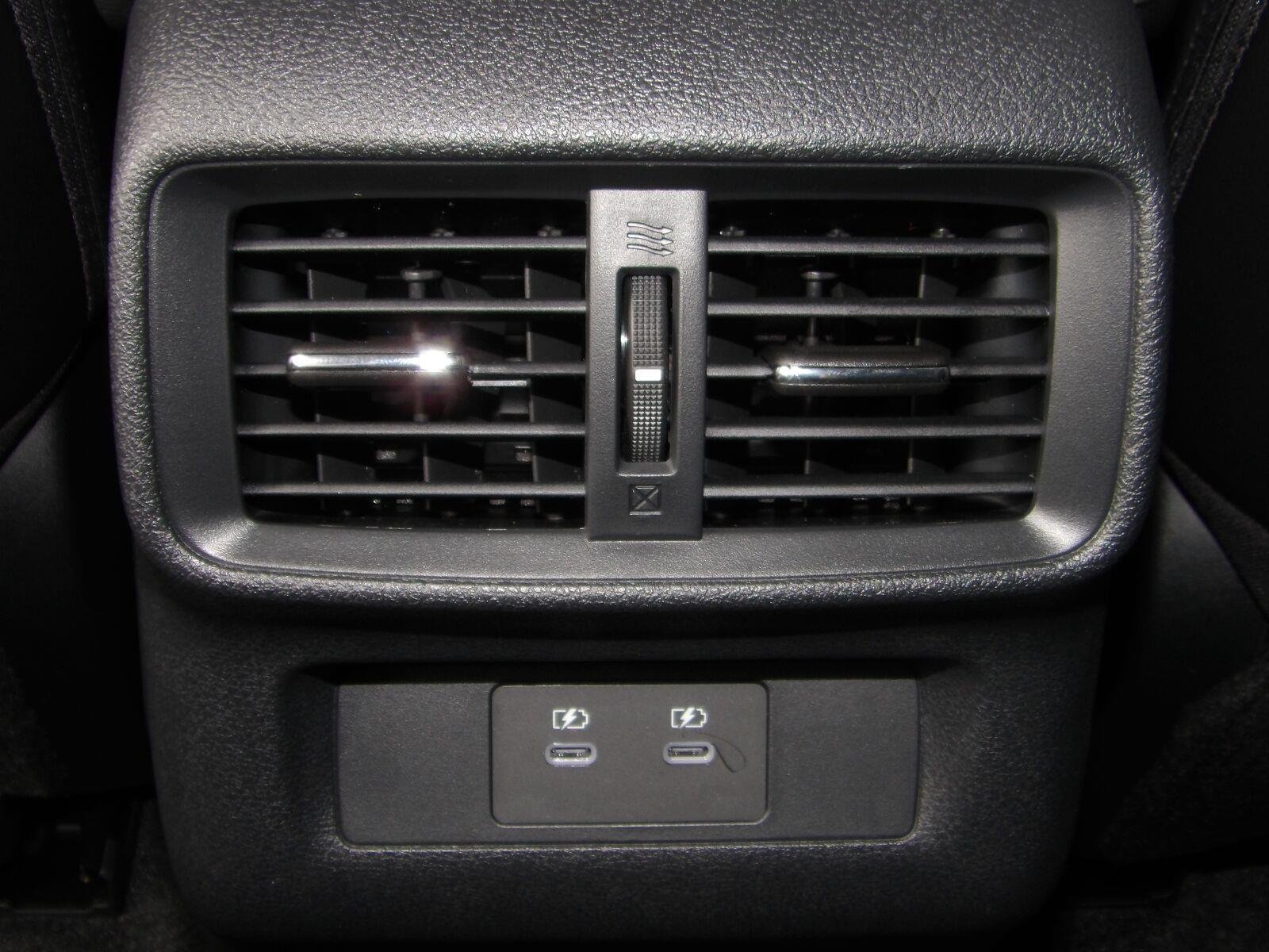 New 2026 Everest White Pearl TriCoat Nissan SL image 21
