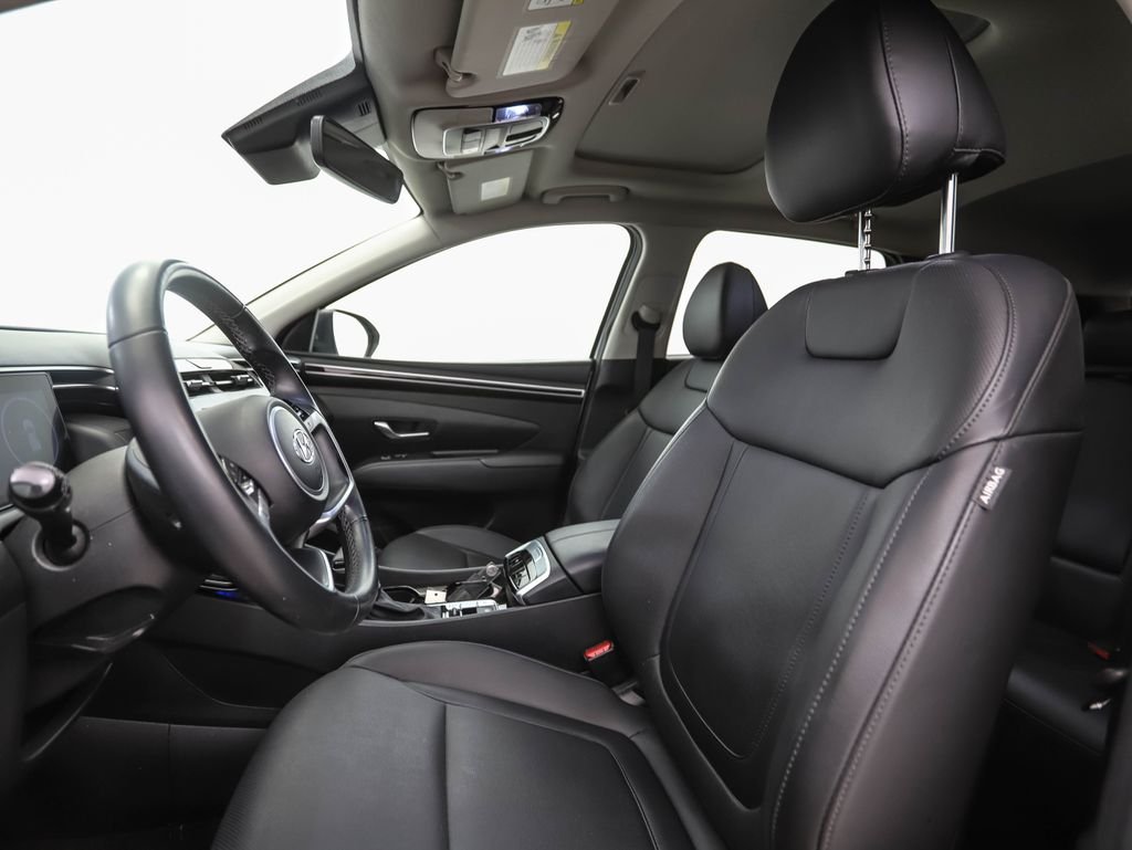 Used 2023 White Pearl Hyundai SEL image 11