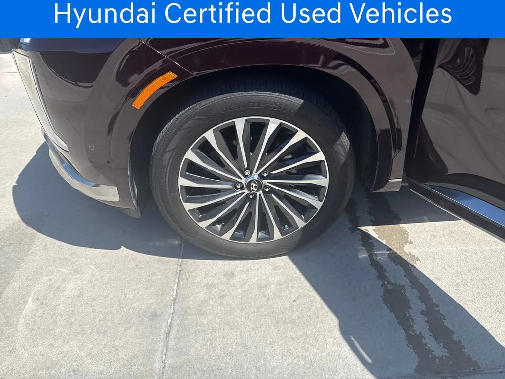 Certified Pre-Owned 2025 Hyundai Palisade Calligraphy