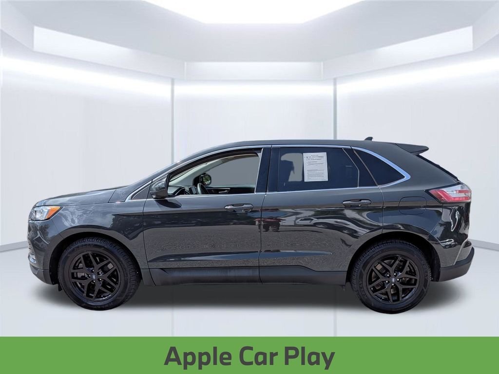 Used 2021 Gray Ford SEL image 2