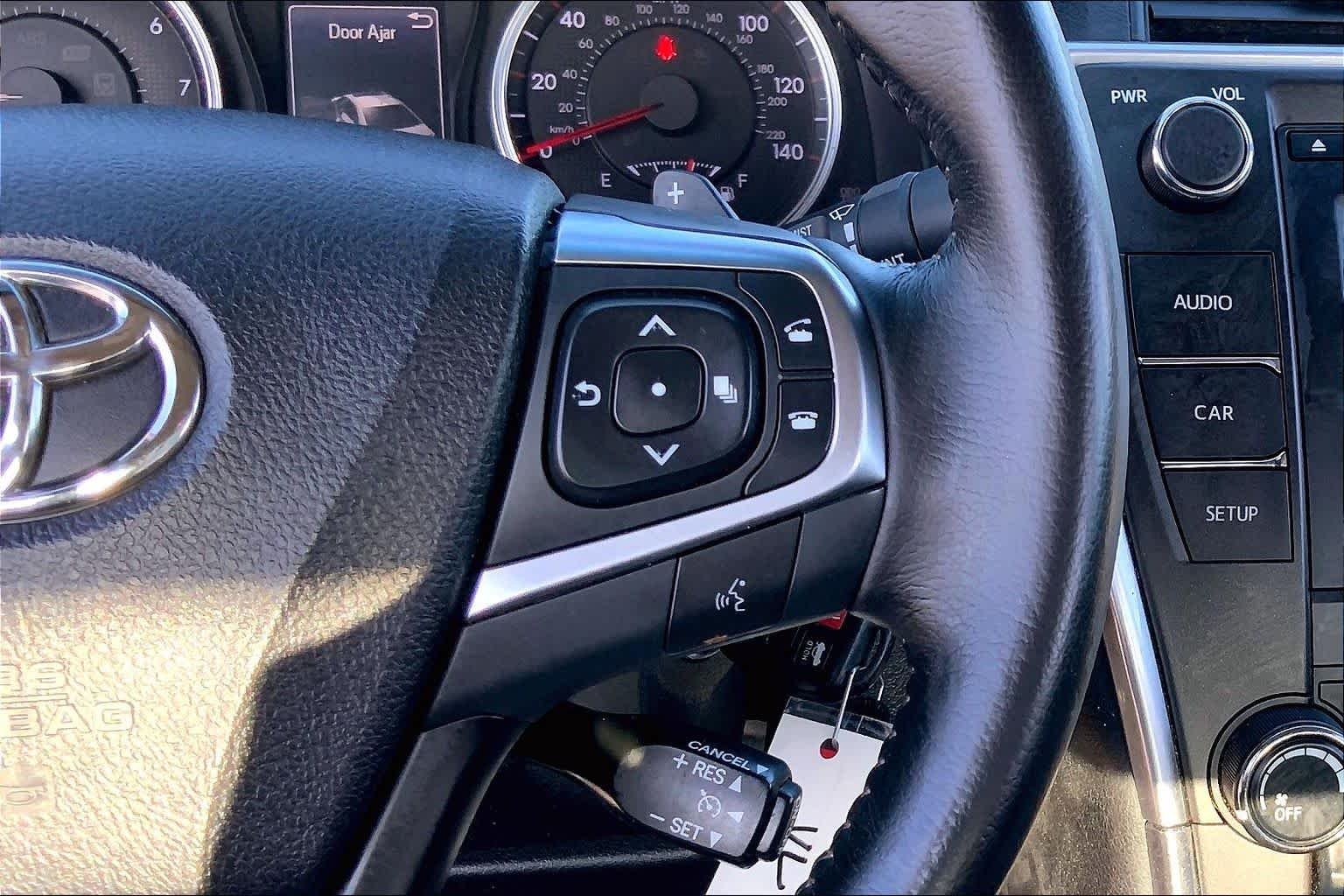 Used 2016 Super White Toyota SE image 24