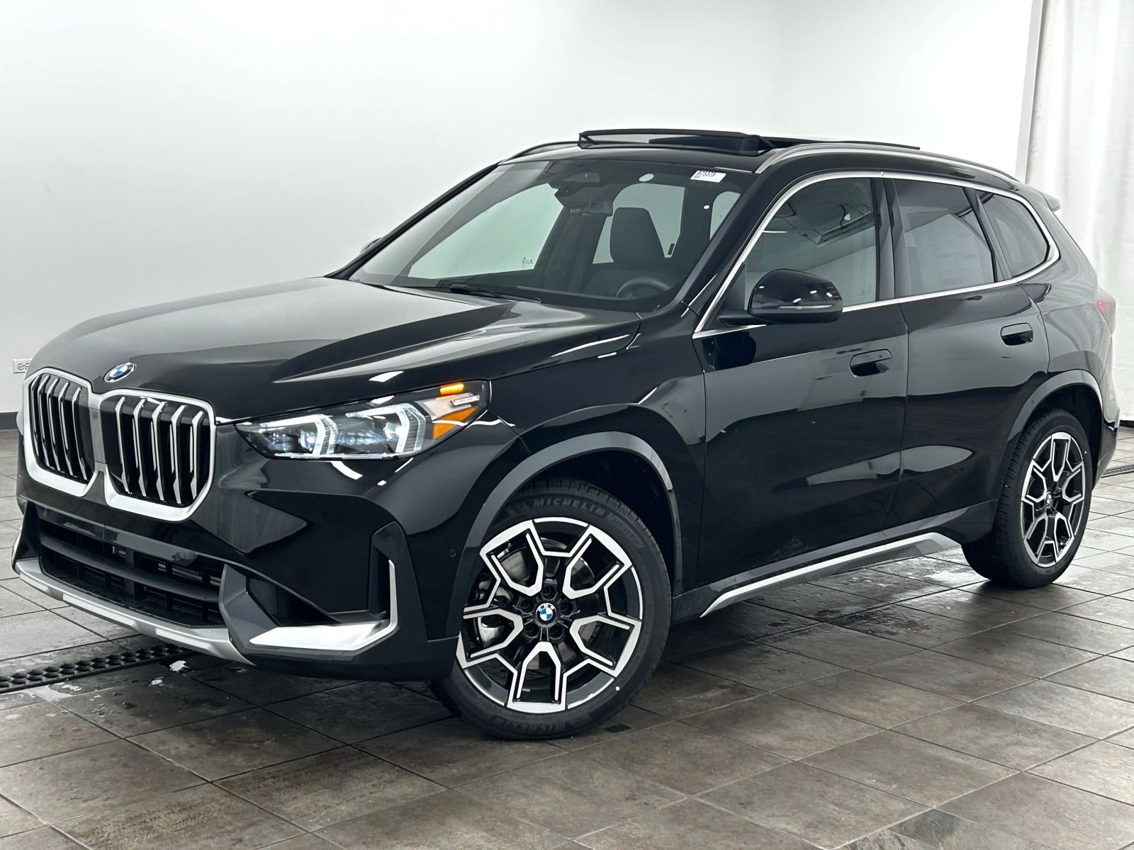 2026 BMW X1 xDrive28i's photo