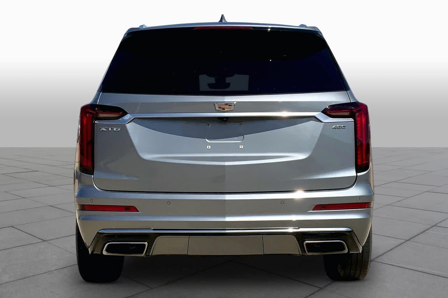 Pre-Owned 2023 Cadillac XT6 FWD Premium Luxury