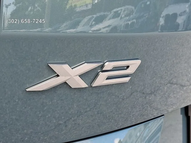 Used 2026 Cape York Green Metallic BMW xDrive28i image 21