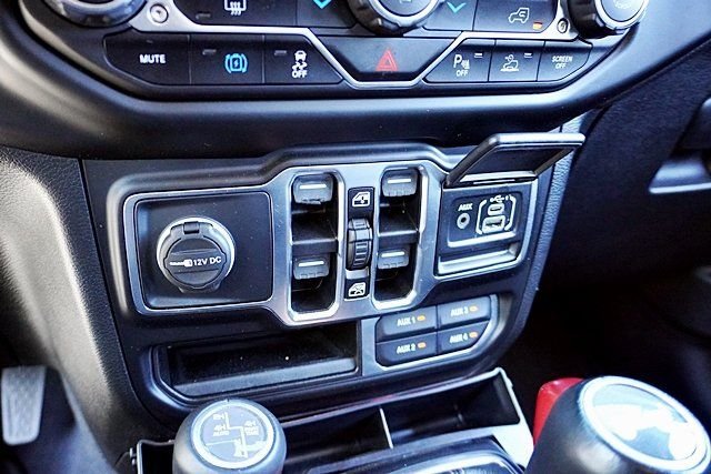 Used 2021 Black Jeep 4-Door Sahara High Altitude 4xe image 33