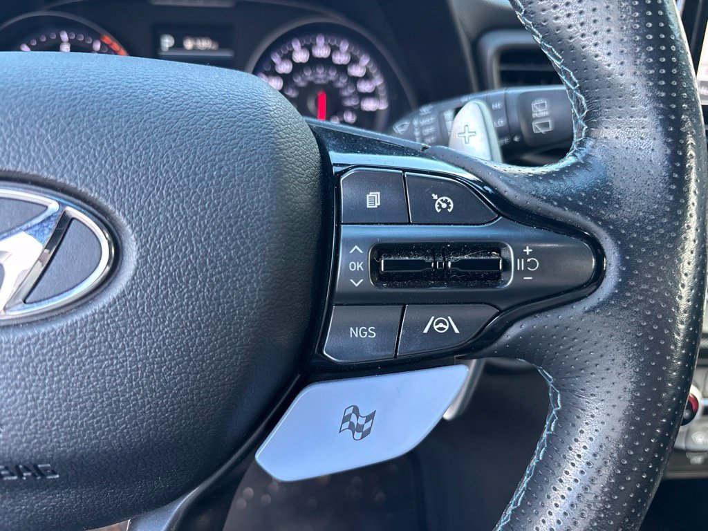 Used 2022 Ultra Black Hyundai  image 17