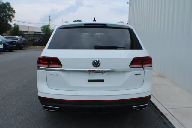 Used 2021 White Volkswagen 3.6L V6 SEL Premium image 18