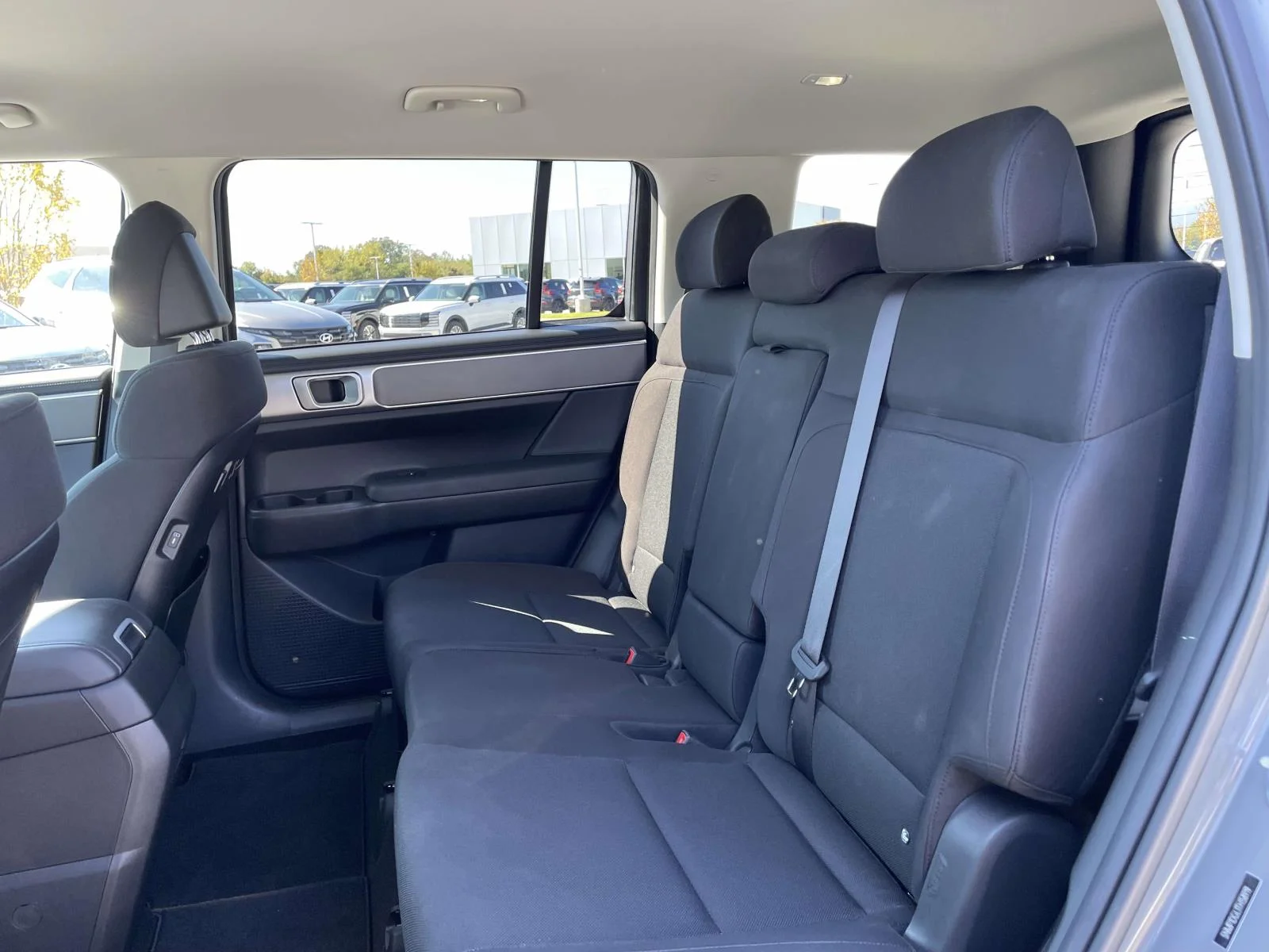 Used 2026 Hampton Gray Hyundai SE image 4