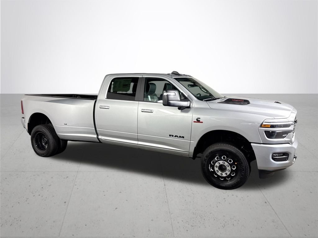 New 2026 Silver-Zynith Exterior Paint RAM Laramie image 4