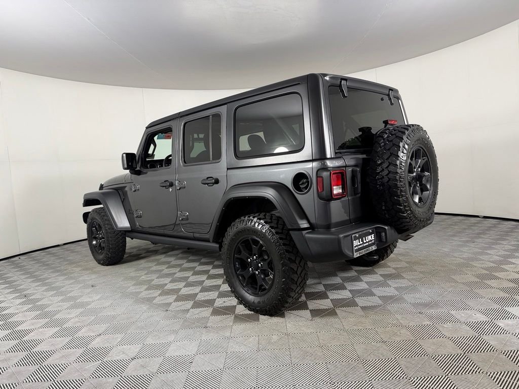 Used 2023 Gray Jeep Sport image 11