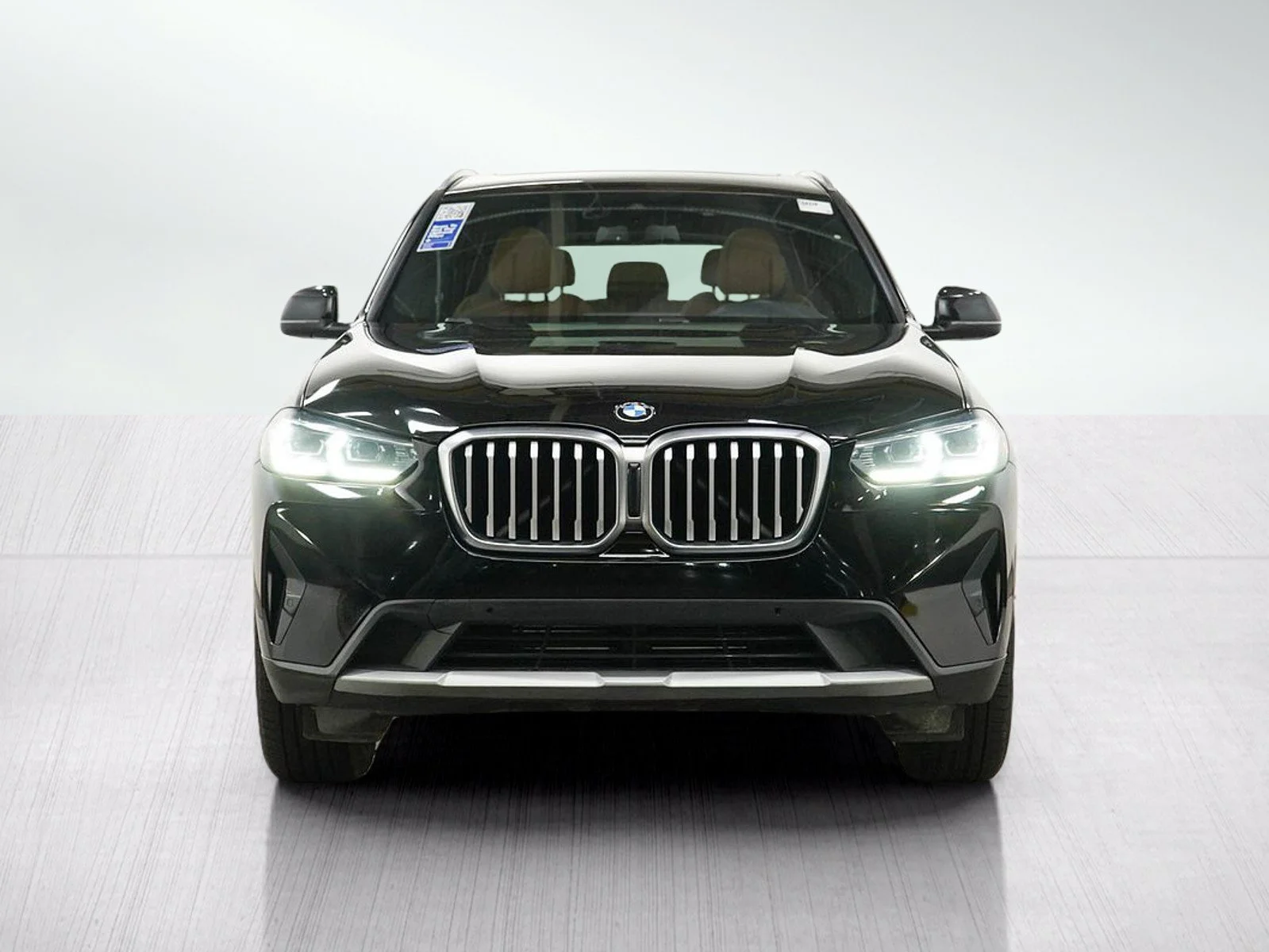 Used 2022 Black BMW xDrive30i image 8