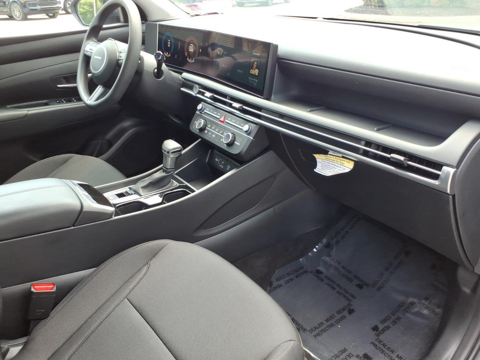 Used 2025 Hampton Gray Hyundai SE image 24