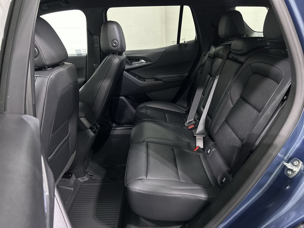 2027 Chevrolet Equinox LT - Photo 24