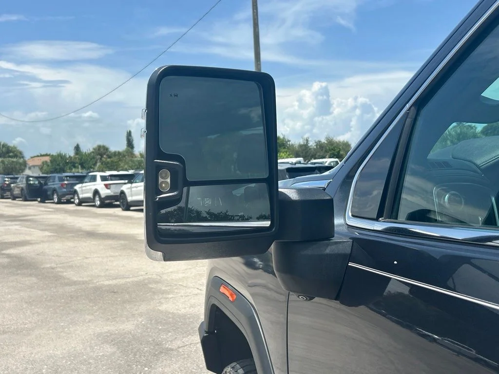 Used 2020 Dark Sky Metallic GMC Denali image 18